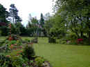 josgarden2.jpg (136810 bytes)
