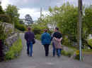 walking1.jpg (125529 bytes)